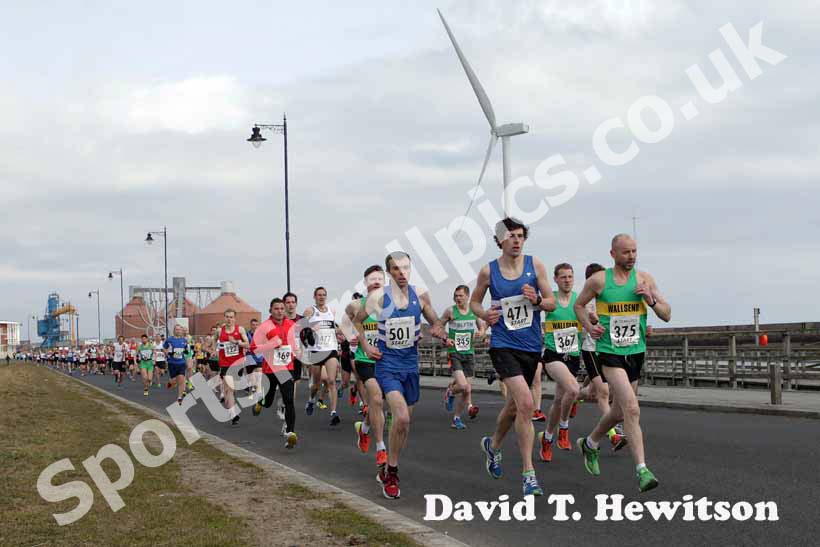 Soon after the start of the Transped Blyth Valley 10k.